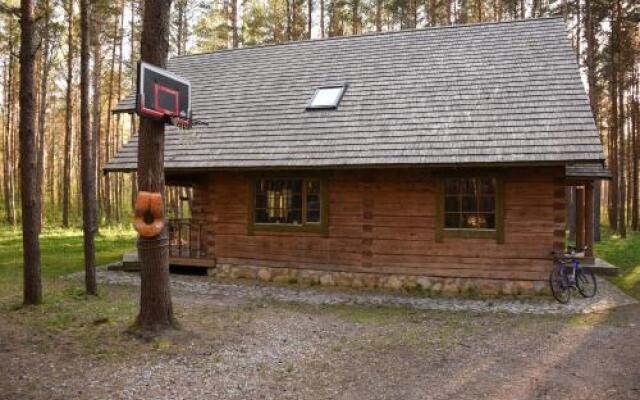 Mändjala Forest House