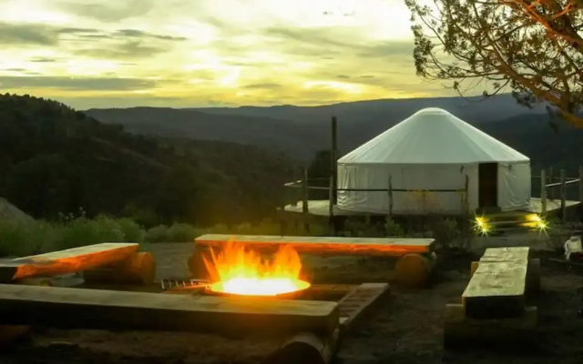 Zion Backcountry Yurt - Campsite