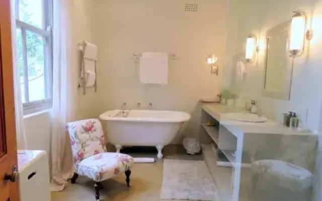 Au Pear Boutique Guest House