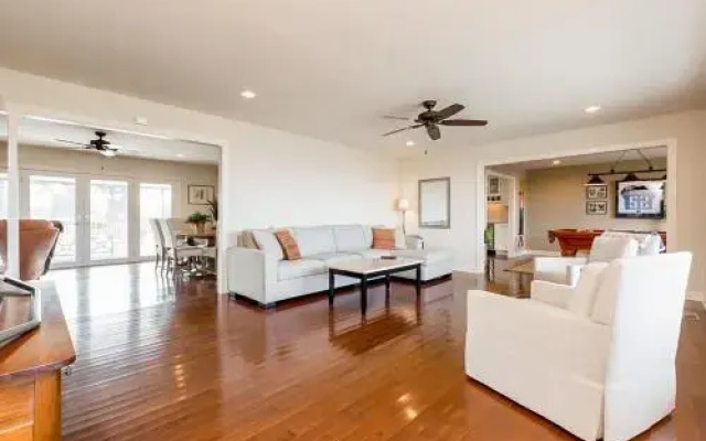Ewing Drive Home - 3 Br Home