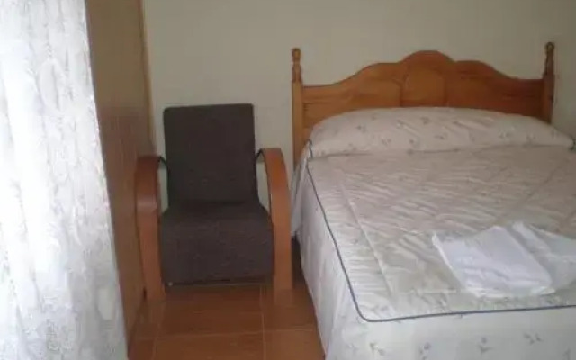 Hostal Catro Ventos