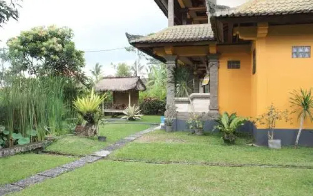 嘭嘭旅馆(BOM BOM House)