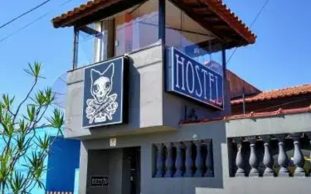 Santo Drop Skate Hostel