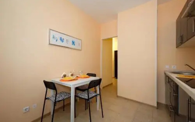 VezdeArenda on Prosveschenia 15/20