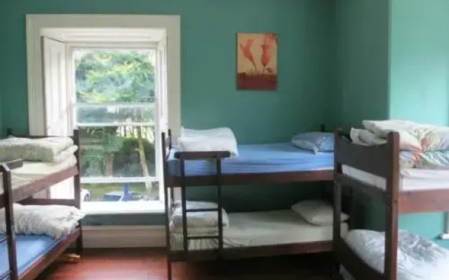 The Valley House Hostel & Bar