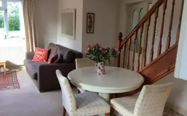 Leadenham Cottage