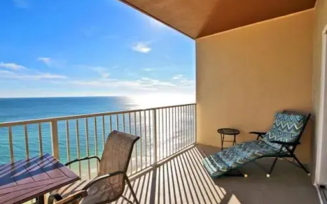 Crystal Shores West 1007