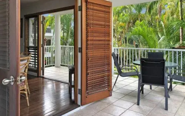 Tropical 2 Bdrm Parking Netflix