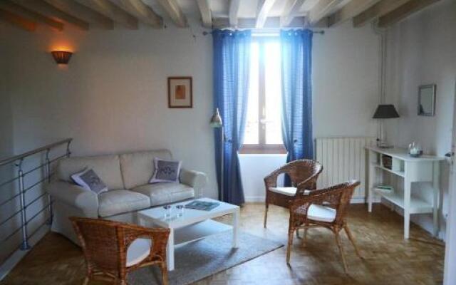 Gite Les Volets Rouges