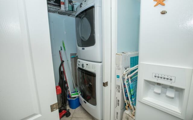 Shoreline Towers 2073 - 2 Br Condo