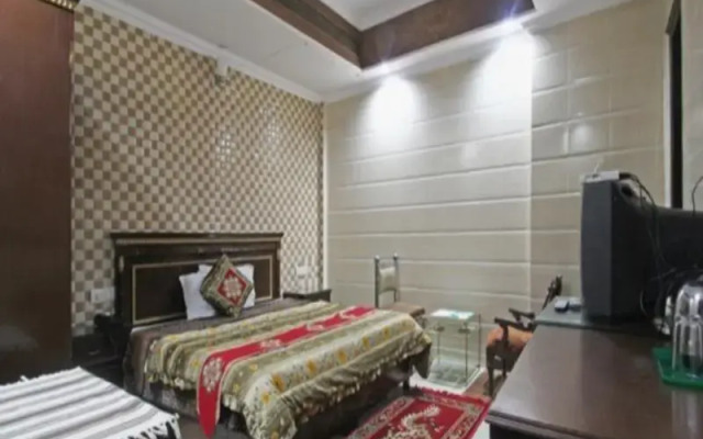 Hotel Hallmark Regency