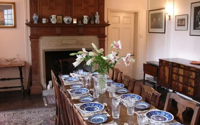 Wootton House