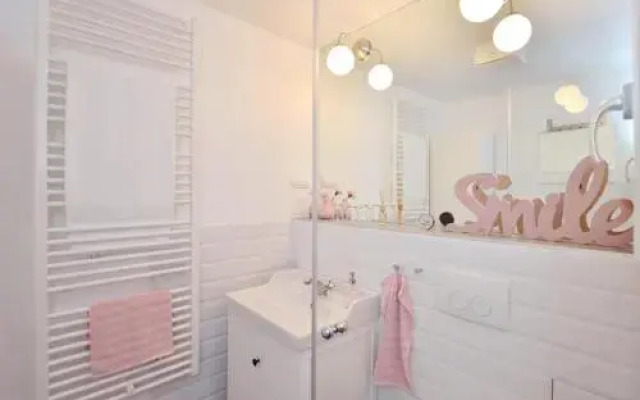 Piano Flat