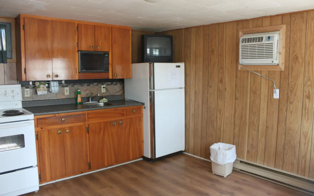 Alton Lodges