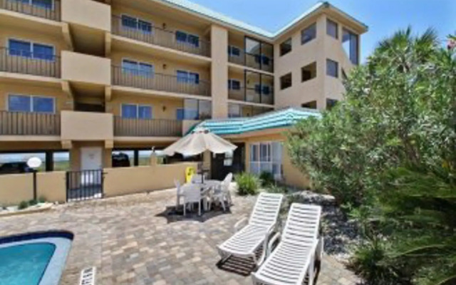 Affordable Condo with Amazing Ocean View by RedAwning