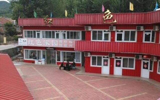 Beijing Wulingshan Red Farmstay