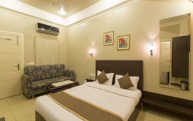 OYO Rooms Aatish Market