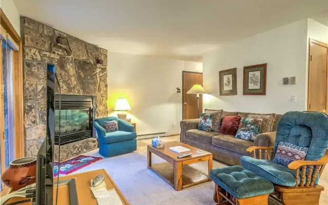 Pines E 101