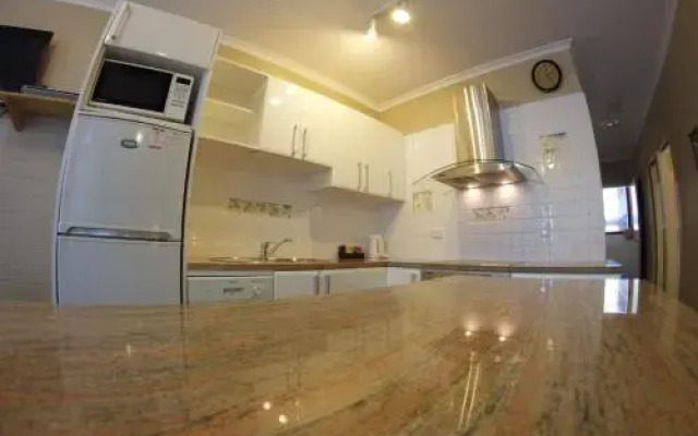 Snow Ski Apartments 26