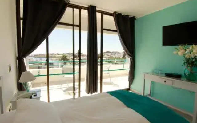 Hotel Rocas de Bahía