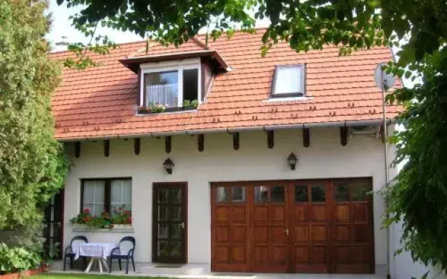 Dombai Apartman