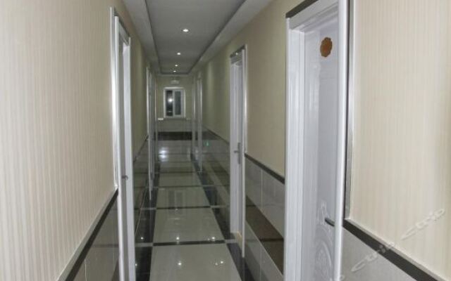 Chizhou Jiexin Business Inn