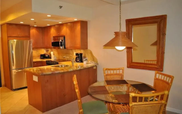 Whaler at Kaanapali Beach 163 - Studio Condo