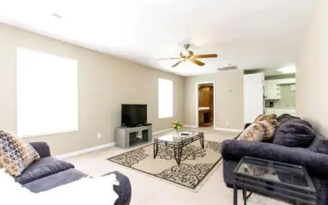 Vaughns Gap Rd Apartment - 3 Br Apts