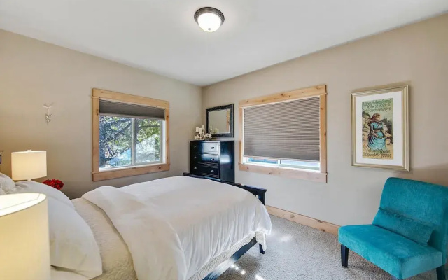 Arrowhead Lodge