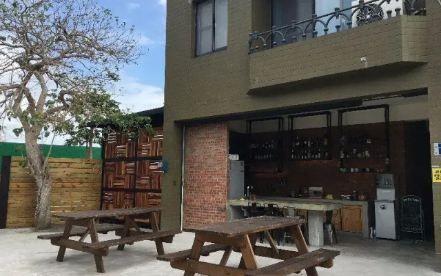 Taitung Open Surf Shop and Hostel