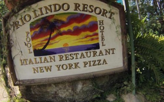 Rio Lindo Resort