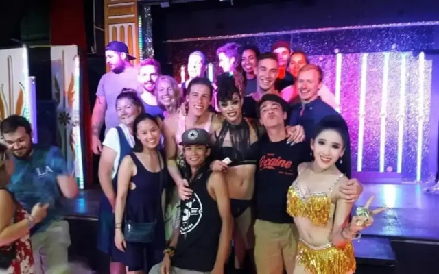 Sunday Backpackers - Hostel