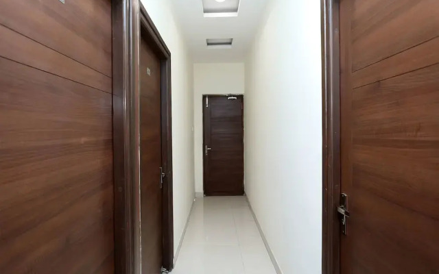 OYO Rooms Vikrant Khand