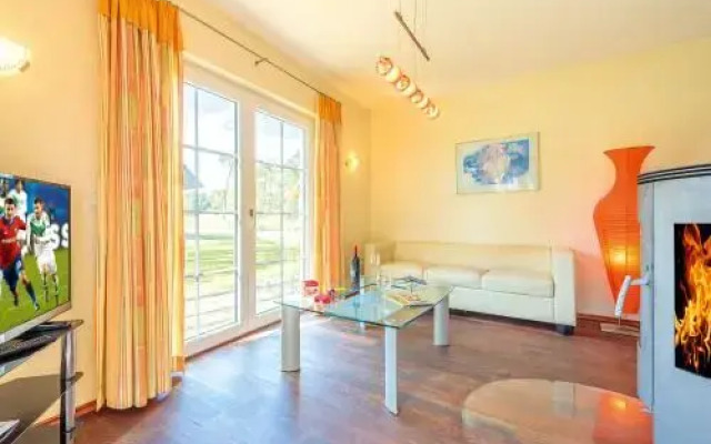 Reetdachhaus mit Sauna, Kamin & Terrasse - D 028.032