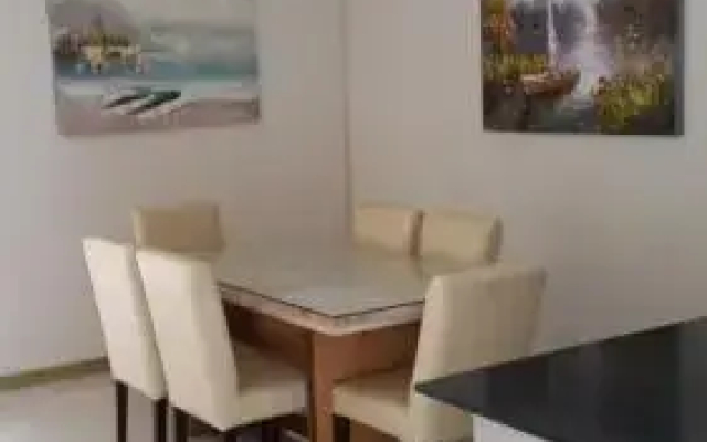 Seafront Unit 25
