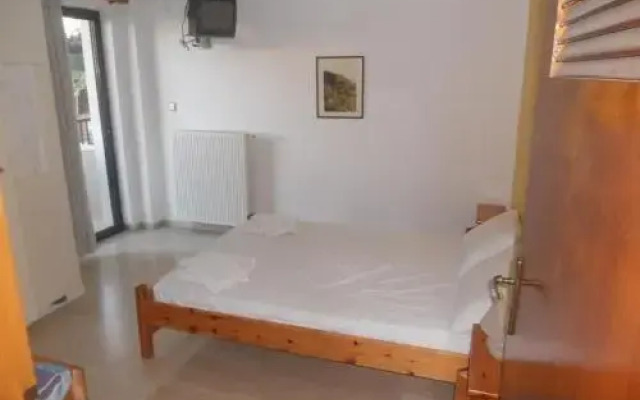 Assimakis Hotel