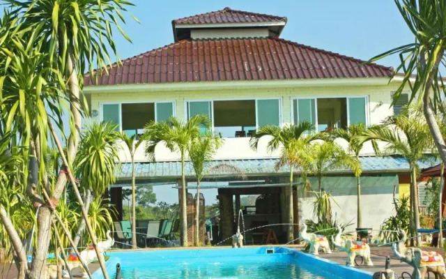 Iyara B.R. Resort Chantaburi