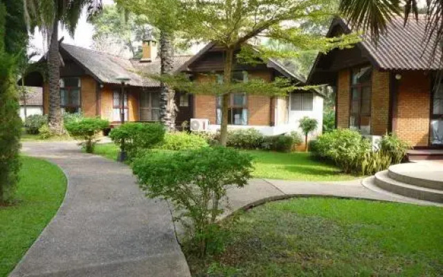 Roong Aroon Hot Spring Resort