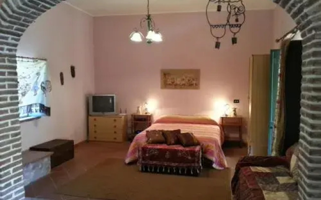 San Todaro Countryhouse Swimming Pool