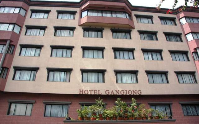 Hotel Gangjong