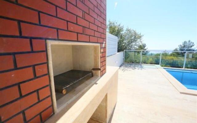 Villa Eylul by Akdenizvillam