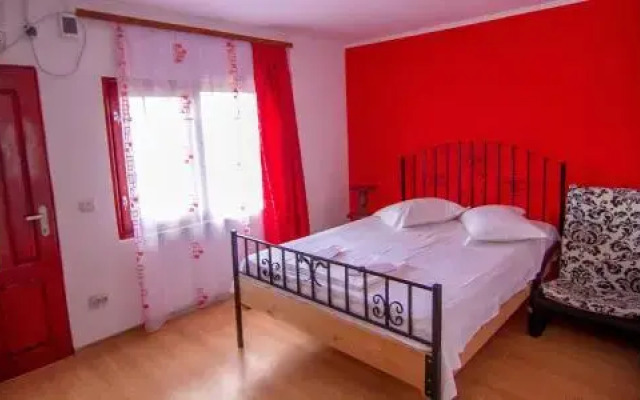 Camere de închiriat Doriana