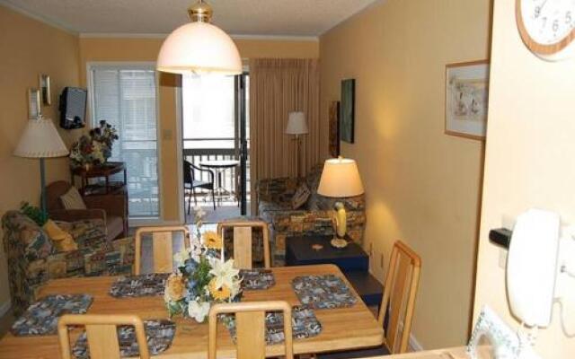 Pelican's Landing 208 - 3 Br Condo