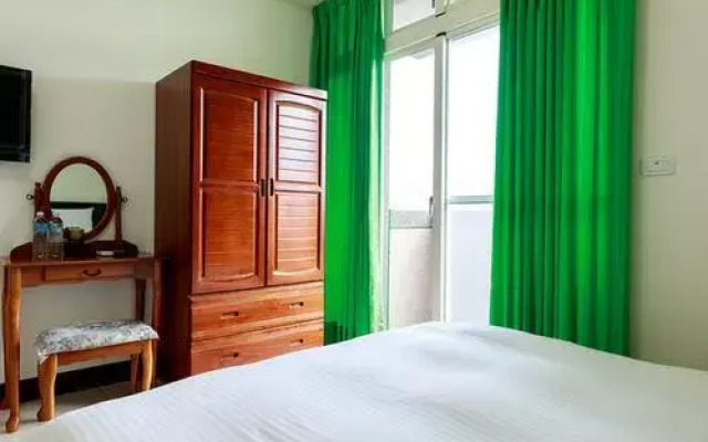 Yala Hotel