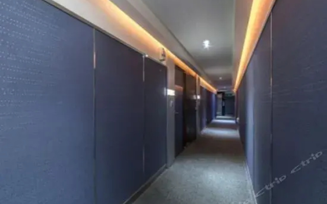 UNI Hotel