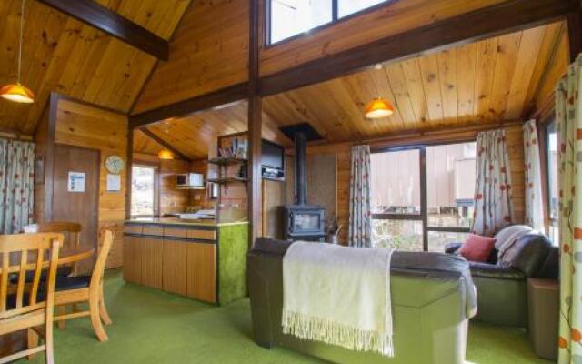 Retro Inn 1