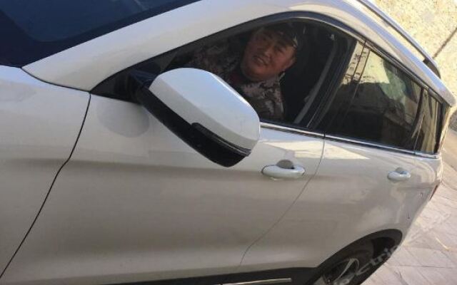 Daocheng Lanka Holiday Hotel