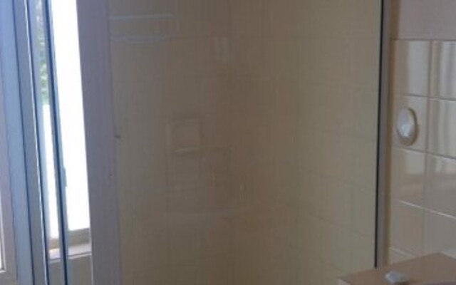 Fronds Holiday Apartments