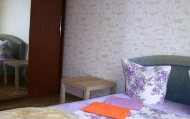 Otelplus na Vernadskogo Living Quarters
