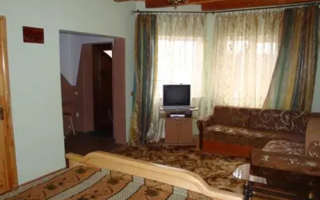 Vyshenka Guest House